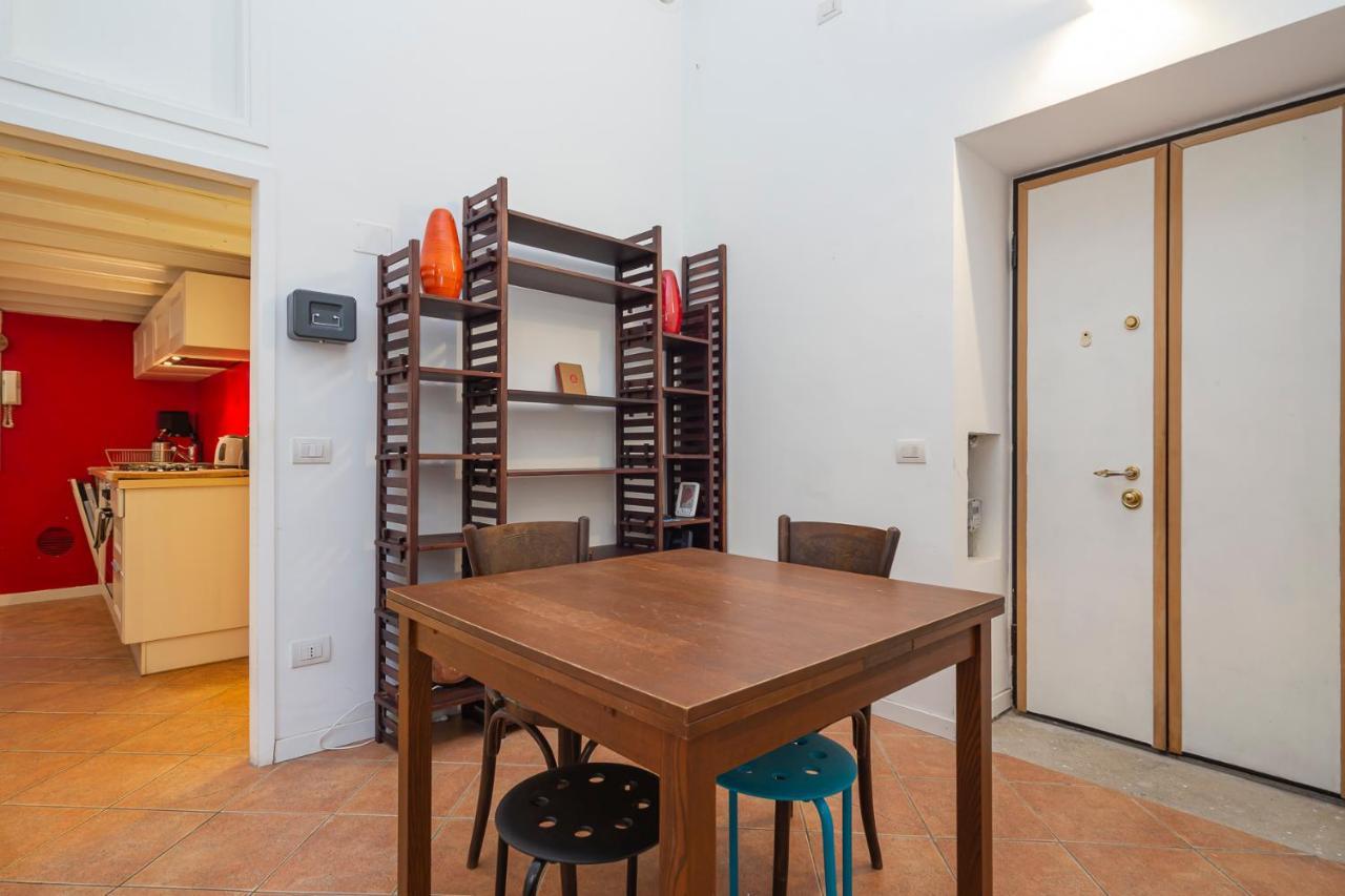 Flat In Isola De Castillia 22 Milán Exterior foto